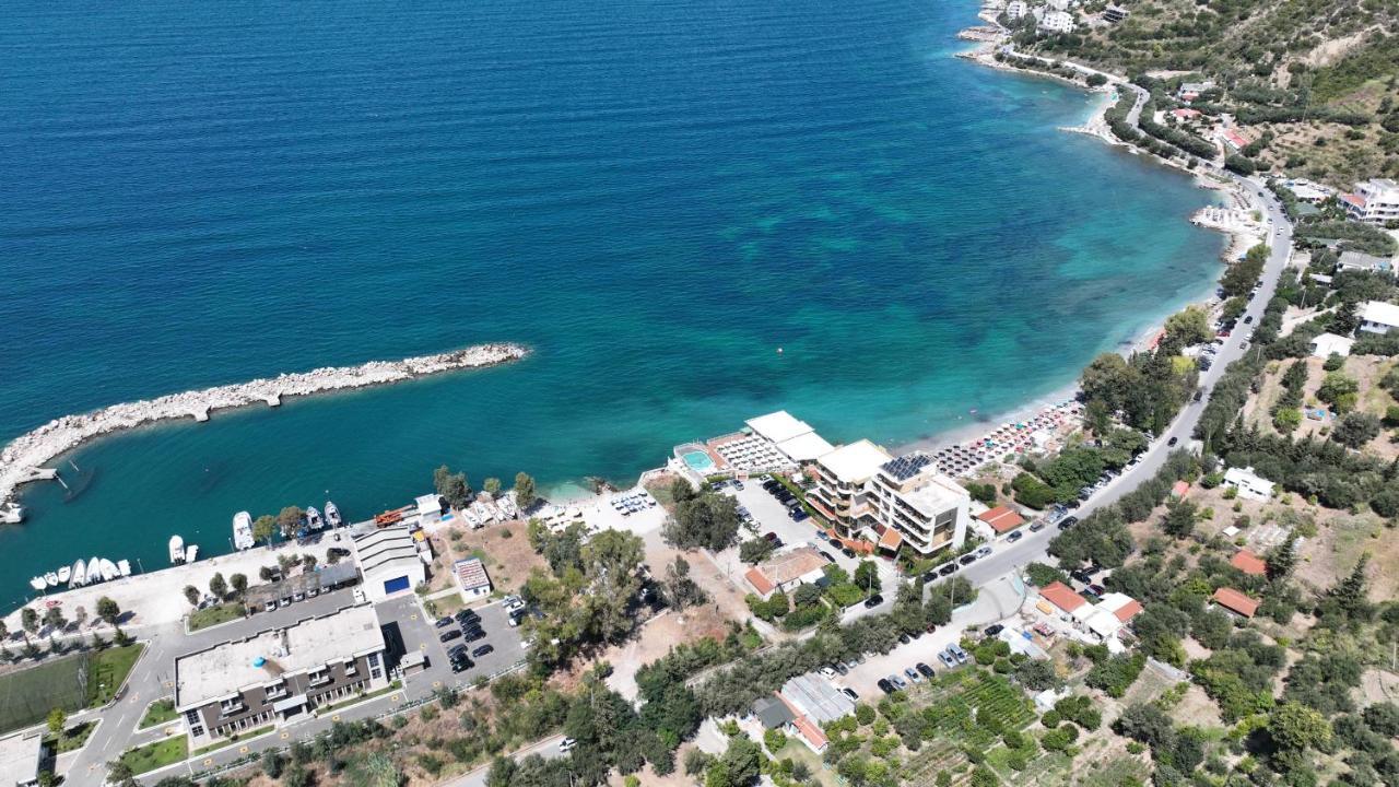 Radhimë Paradise Beach Hotel מראה חיצוני תמונה