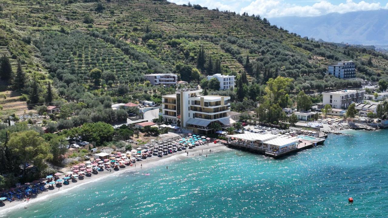 Radhimë Paradise Beach Hotel מראה חיצוני תמונה