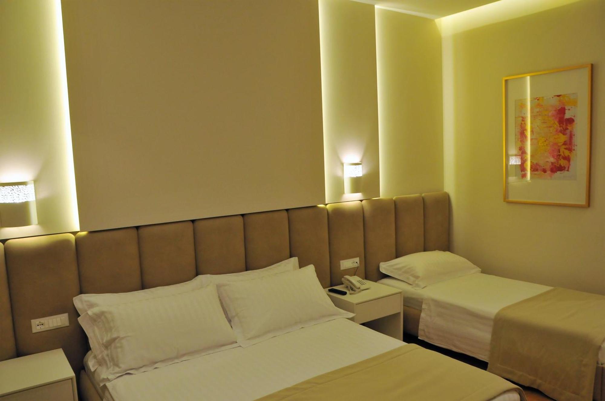 Radhimë Paradise Beach Hotel חדר תמונה