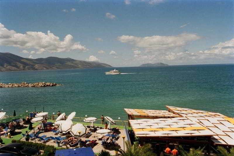 Radhimë Paradise Beach Hotel מתקנים תמונה