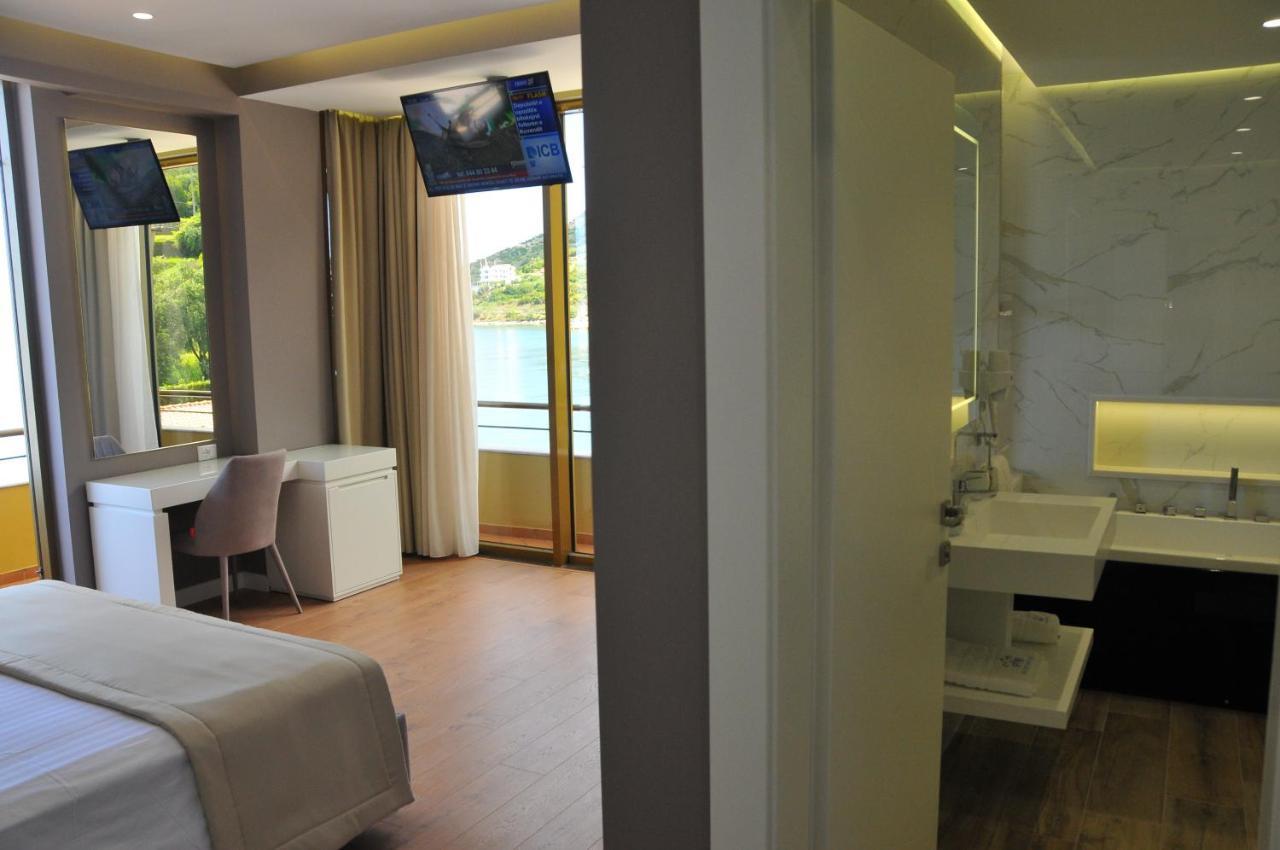 Radhimë Paradise Beach Hotel מראה חיצוני תמונה